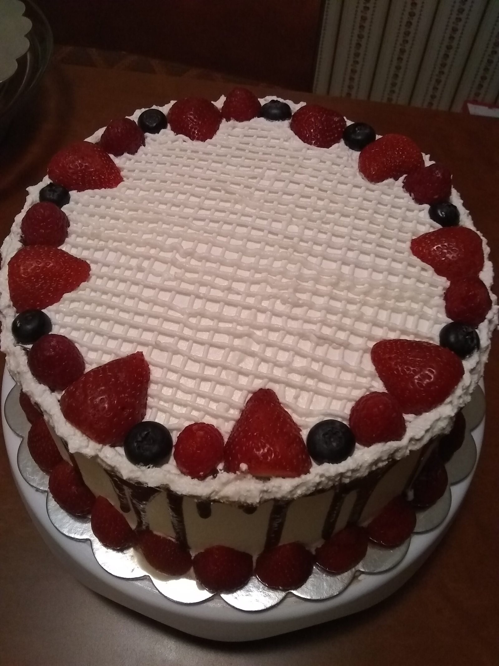 Pastel de cumpleaños artesanal
