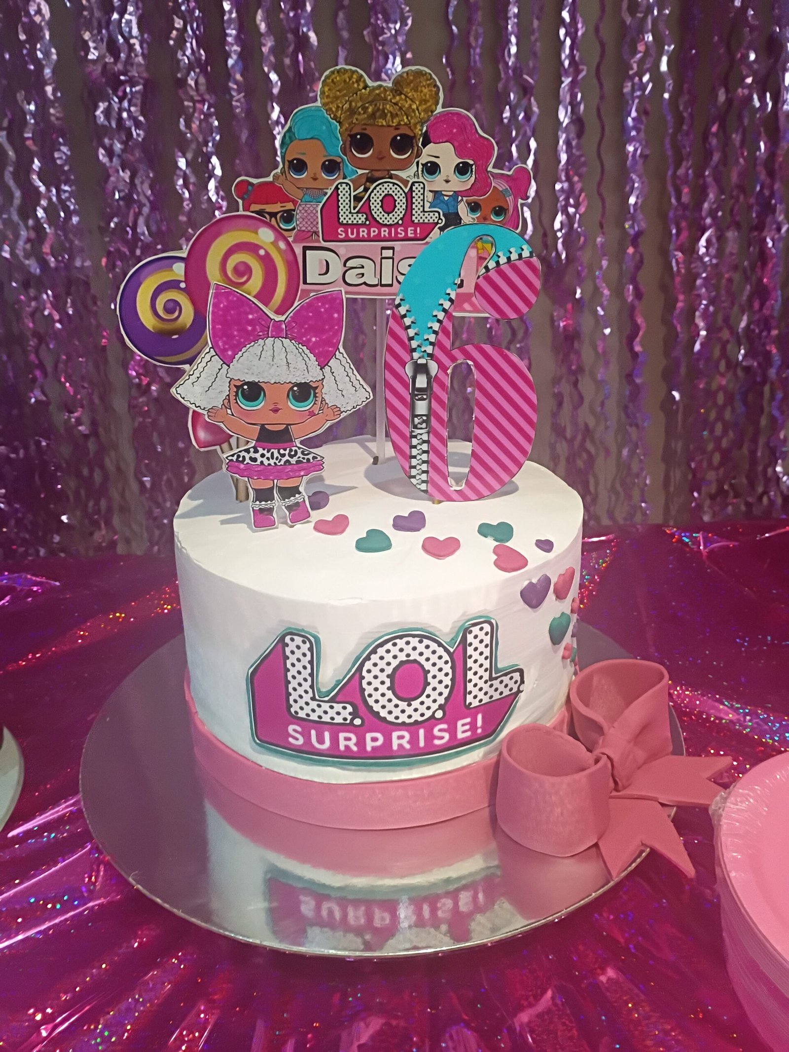 Pastel personalizado para cumpleaños de Isela's Postres