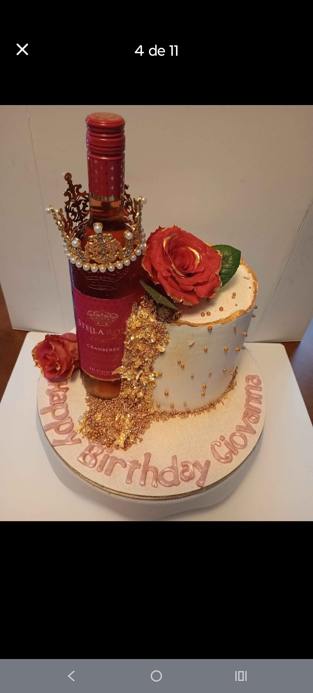 Pastel personalizado para cumpleaños de Isela's Postres